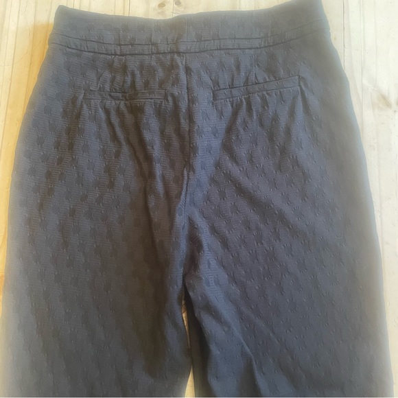 Peter Nygard Black on Black Textured Crop Pant NWOT - Picture 6 of 10